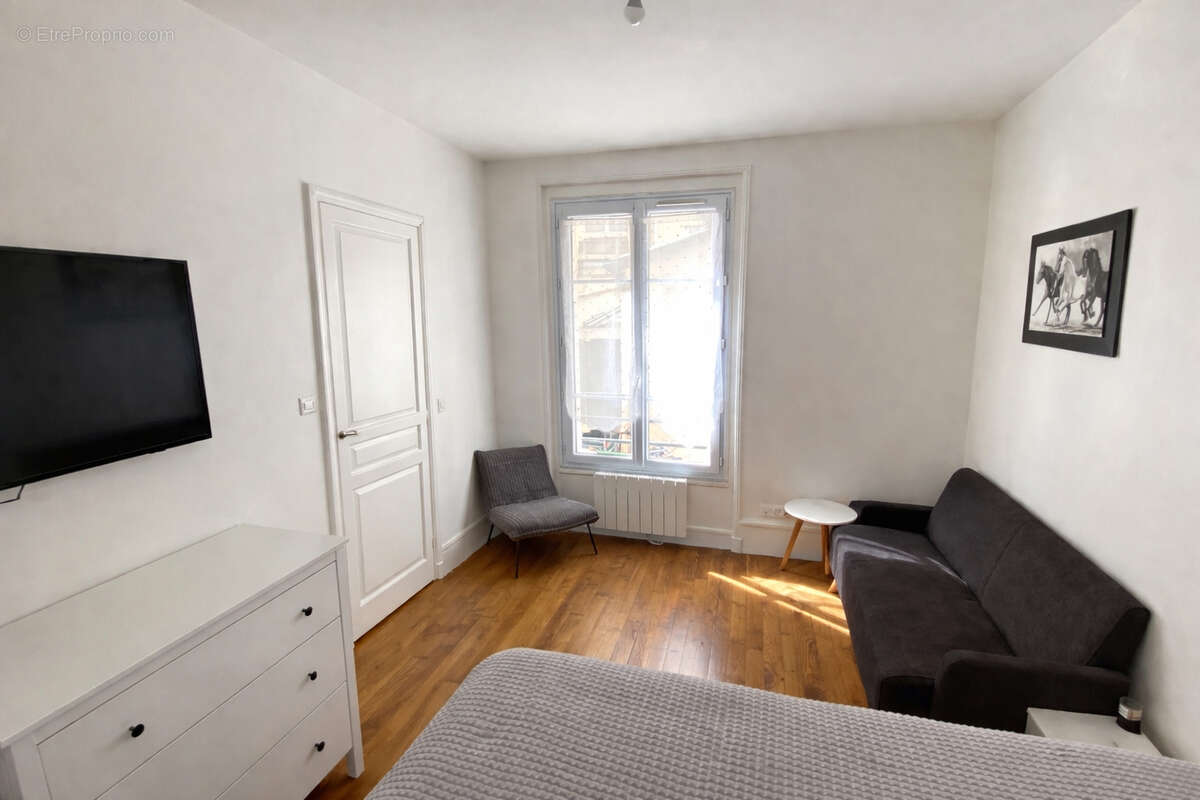 Appartement à CLICHY
