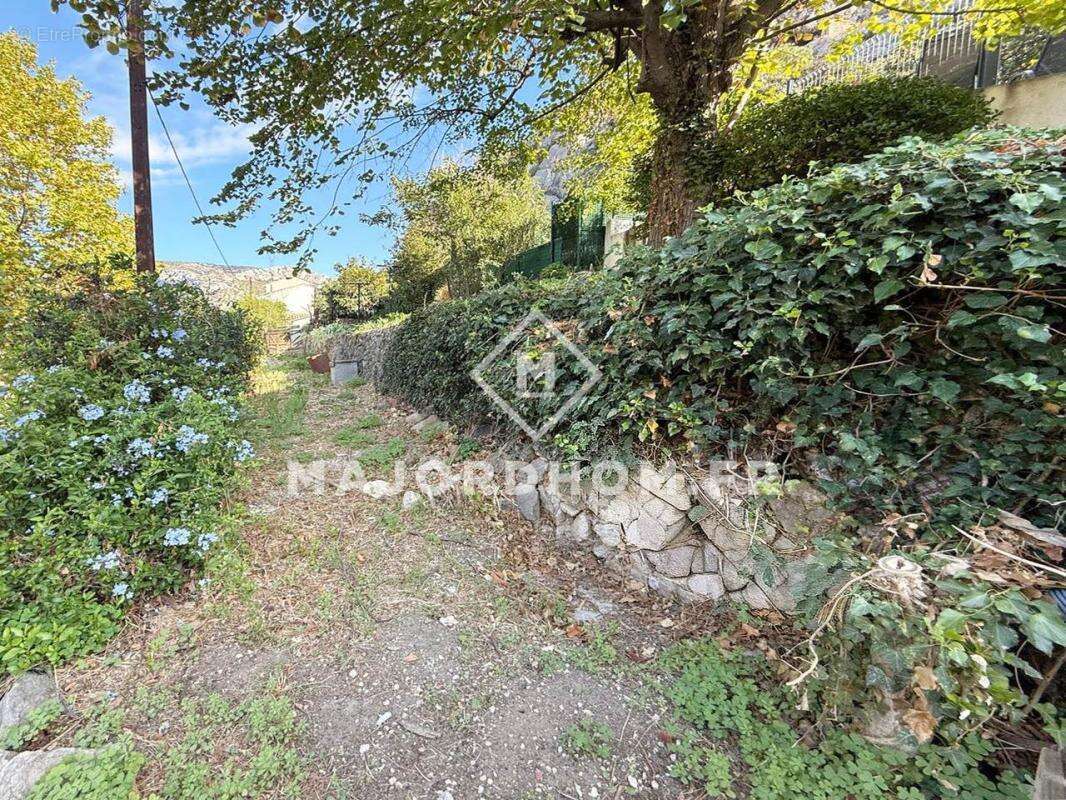 Maison à ROQUEVAIRE