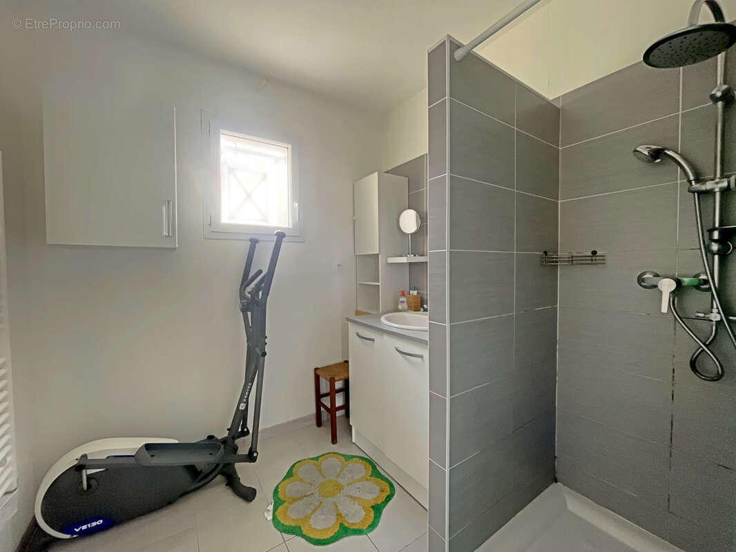 Maison à SAINT-LOUIS-DE-MONTFERRAND