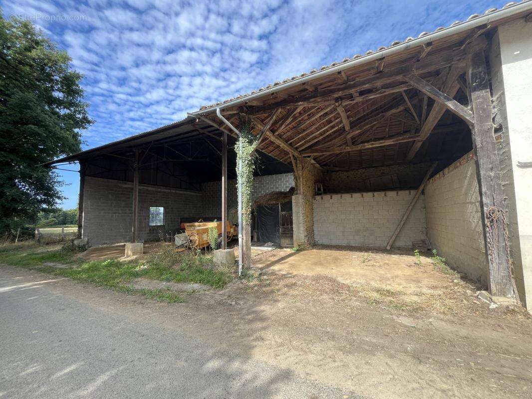 Maison à SAINT-AUVENT