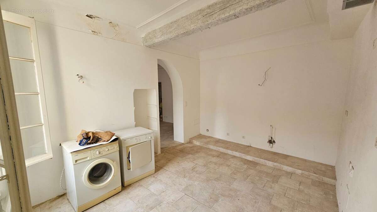 Opportunité exceptionnelle pour investisseurs : grande maison avec terrasse - photo 14