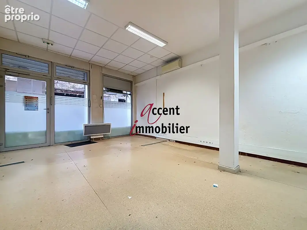 Local commercial Cavaillon 65 m2 - photo 2