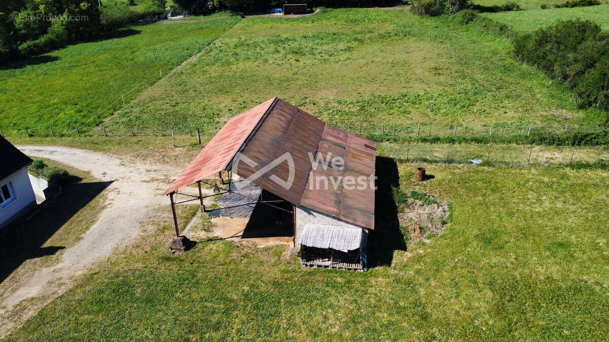 Maison à SAVIGNE-L'EVEQUE