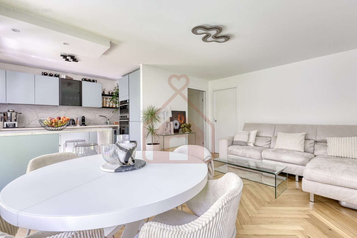 Appartement à THIAIS