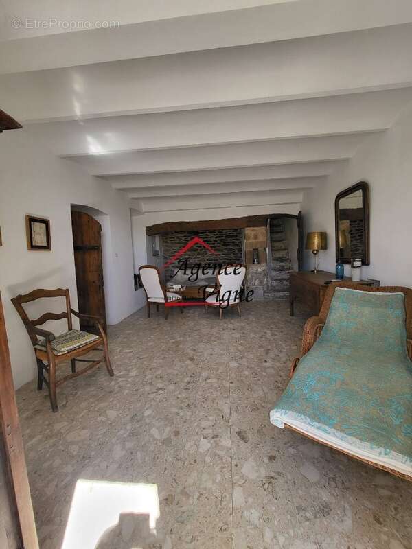 Maison à PEYREMALE