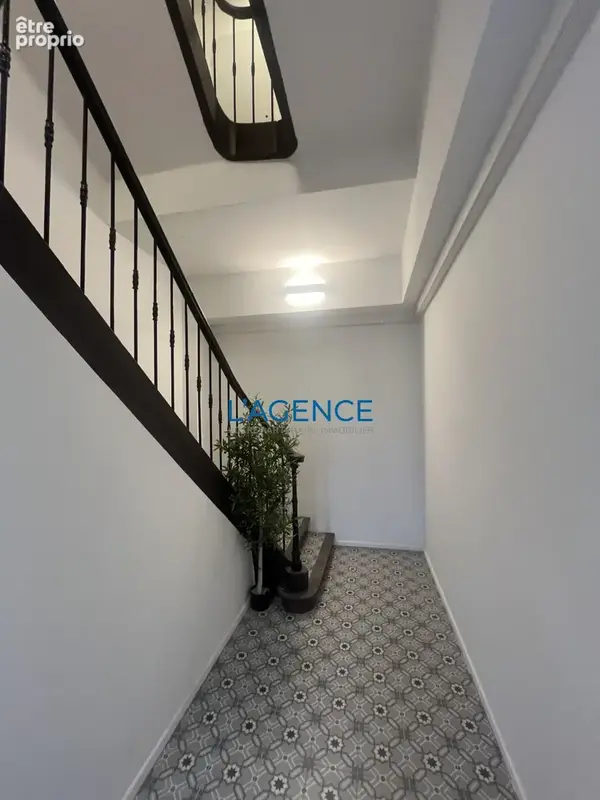 Appartement T3 en dernier étage de 90 m2 habitables en plein coeur des commerces - photo 9