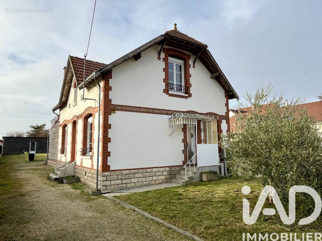 Photo 1 - Maison à SAINT-ANDRE-LES-VERGERS