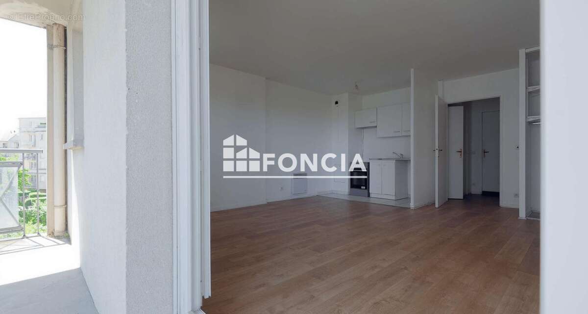 Appartement à MELUN