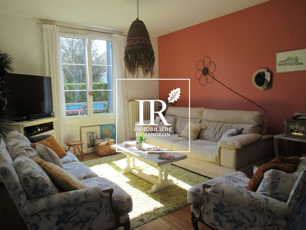 Maison 134 m² à Lamotte-Beuvron  - photo 2