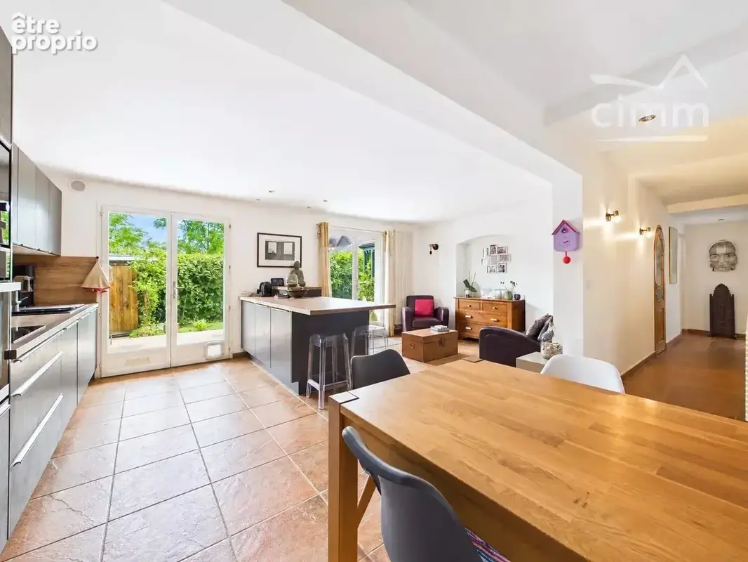 Photo Appartement à Saint-Ismier au prix de 429 000€