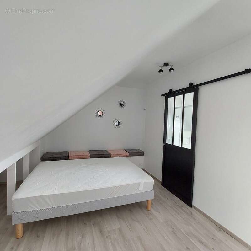 Maison à LA CHAPELLE-D'ARMENTIERES