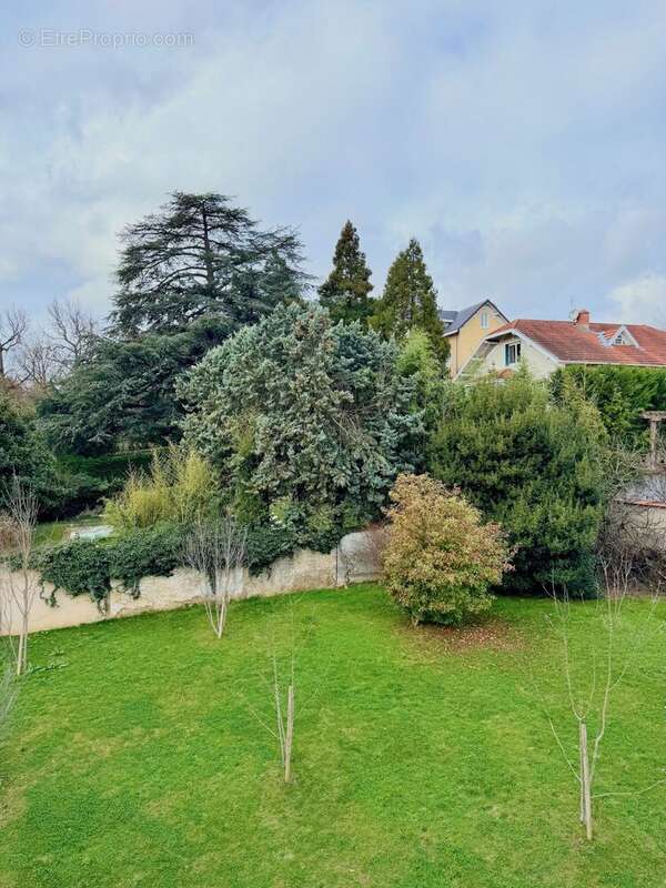 Appartement à CALUIRE-ET-CUIRE
