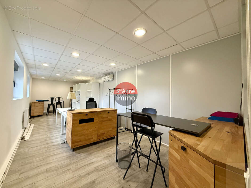 Cambronne-lès-ribecourt - 1 131m2 - entrepot - local professionnel - bureaux - photo 21