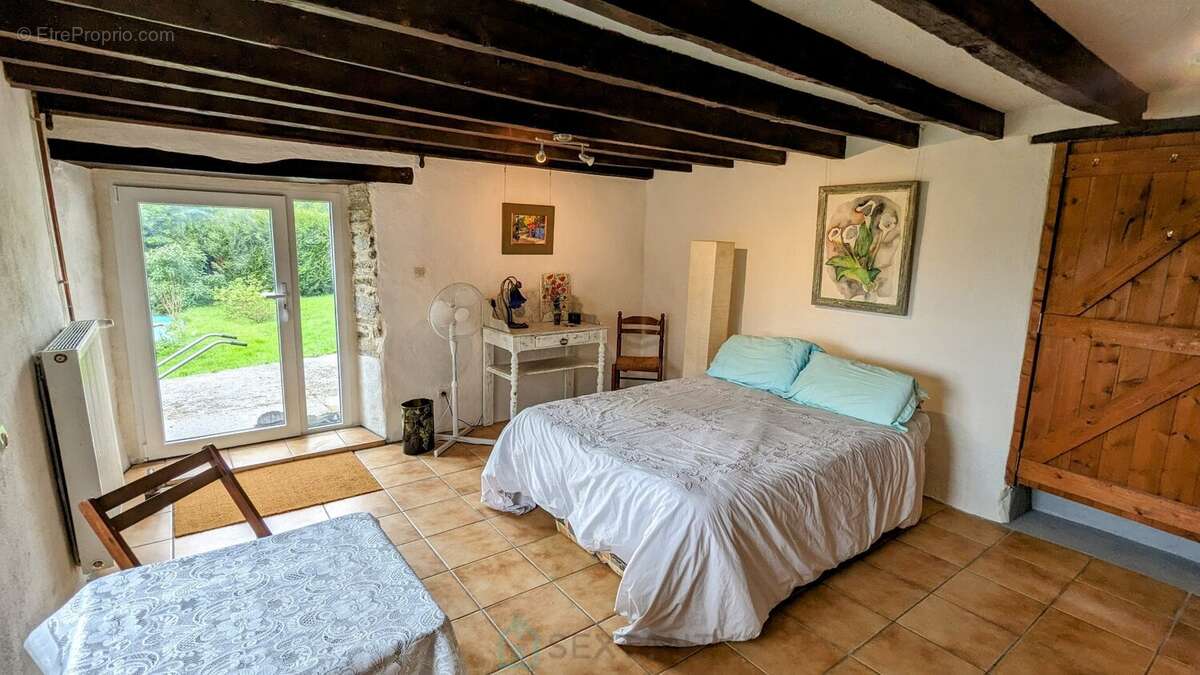 Maison à LA GACILLY