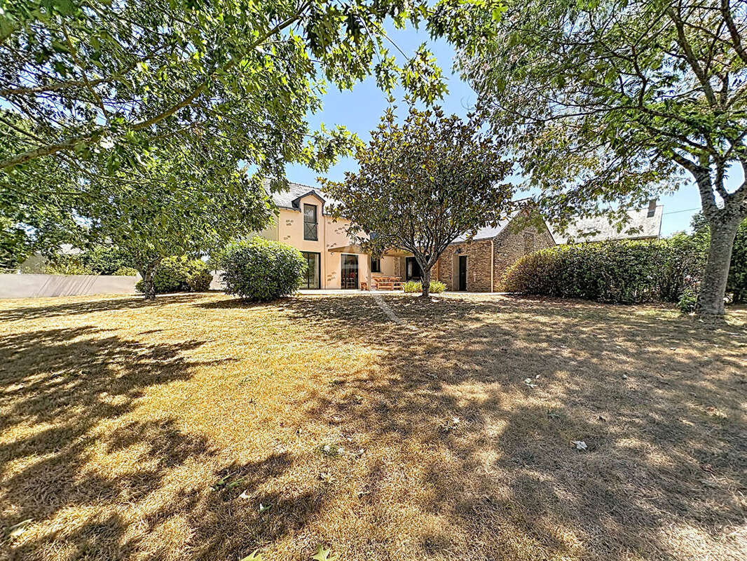 SAINT MARS DU DESERT Maison Familiale 162 m² (4 chambres) - photo 14