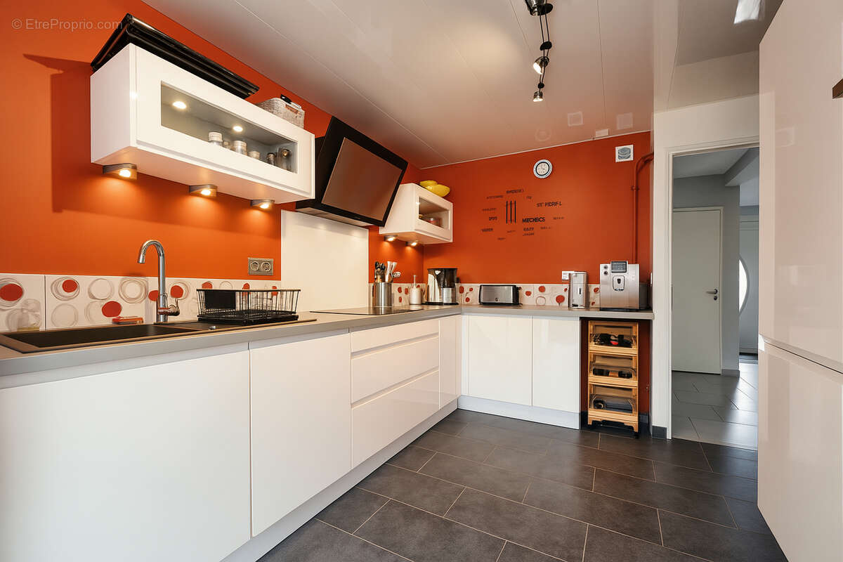 Maison à LA CHAPELLE-SAINT-AUBIN