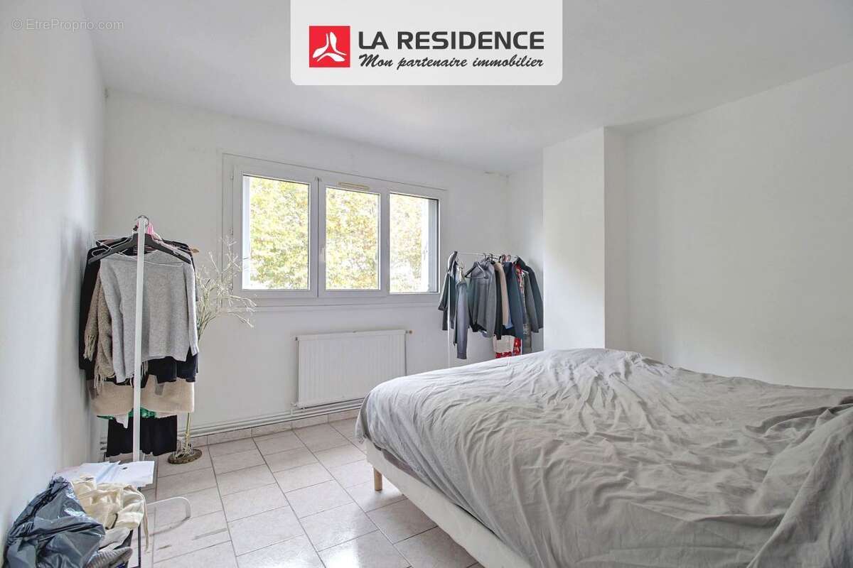 Maison à SAINT-ETIENNE-DU-ROUVRAY