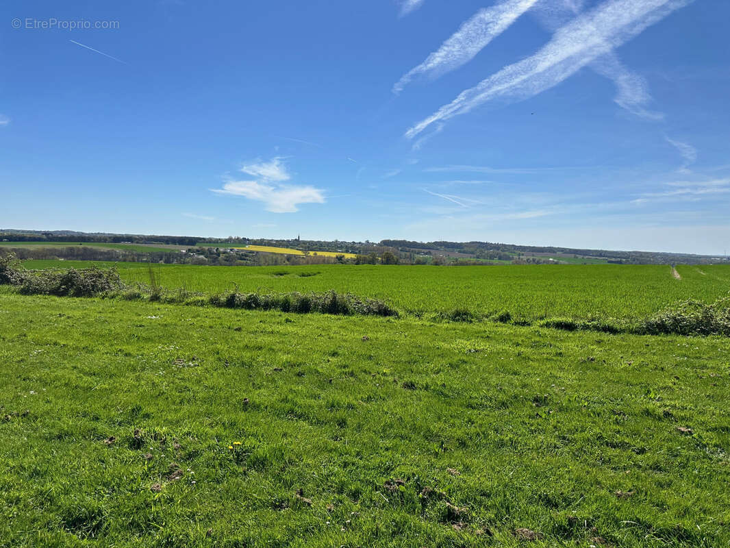 Maison à HENANBIHEN
