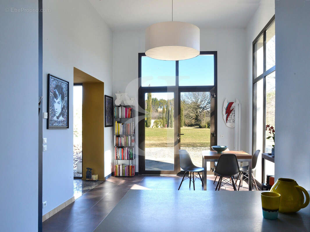 Maison à VAISON-LA-ROMAINE
