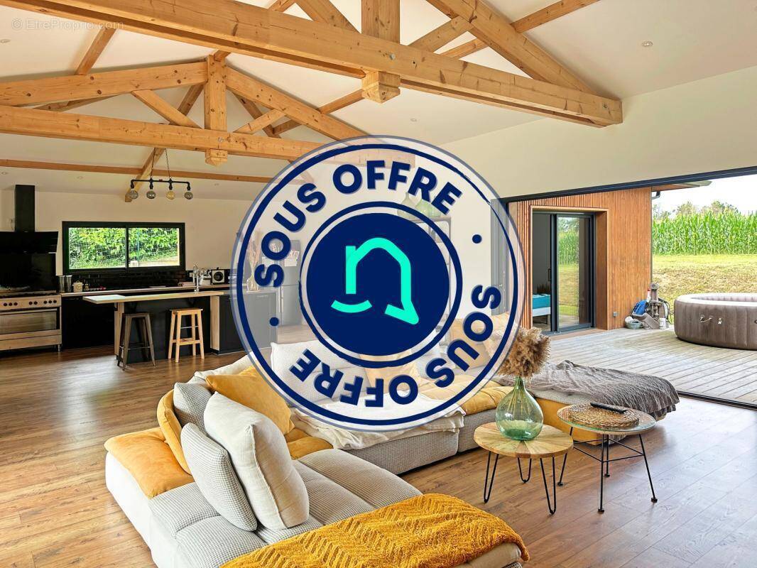 Maison à SAUBRIGUES