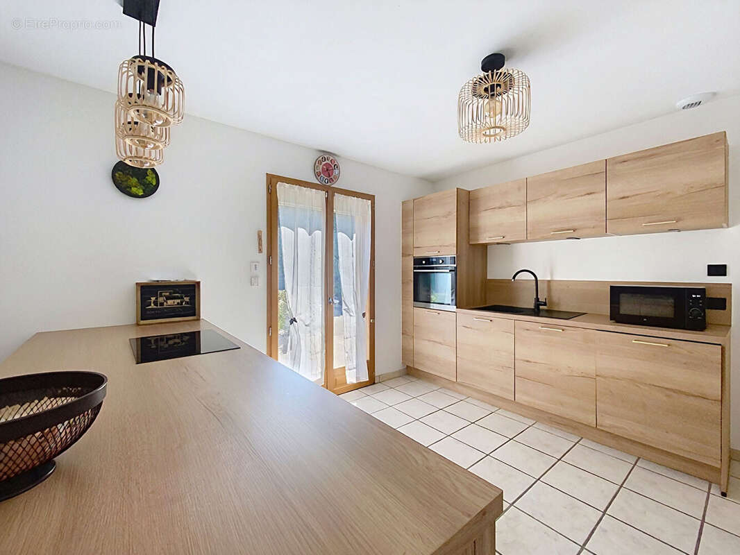 Maison familiale avec pisicne - photo 4