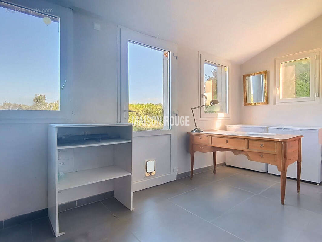 Maison à PLOUGRESCANT