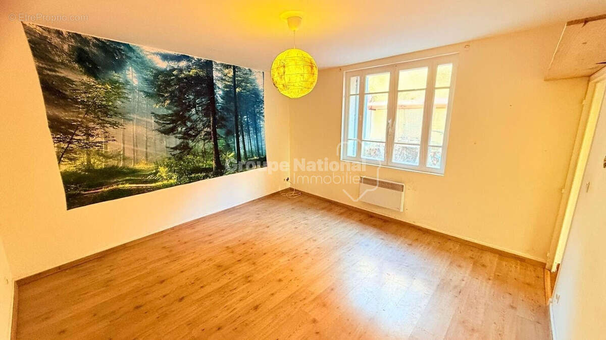 Maison à VILLES-SUR-AUZON