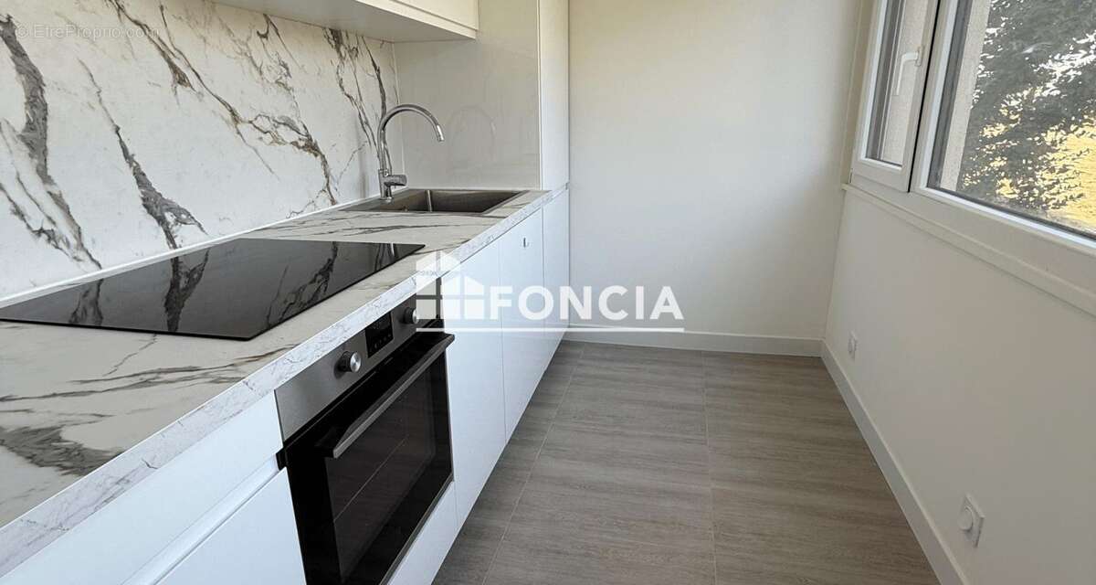 Appartement à SAINT-JULIEN-EN-GENEVOIS