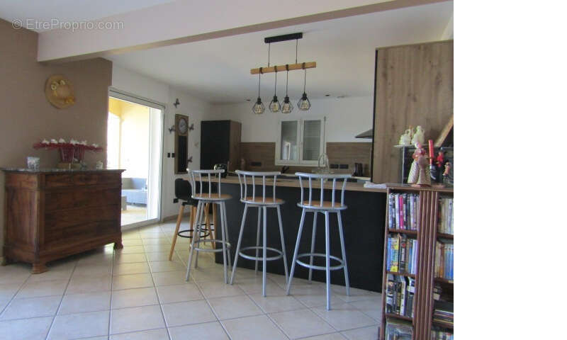 Maison à DONZERE