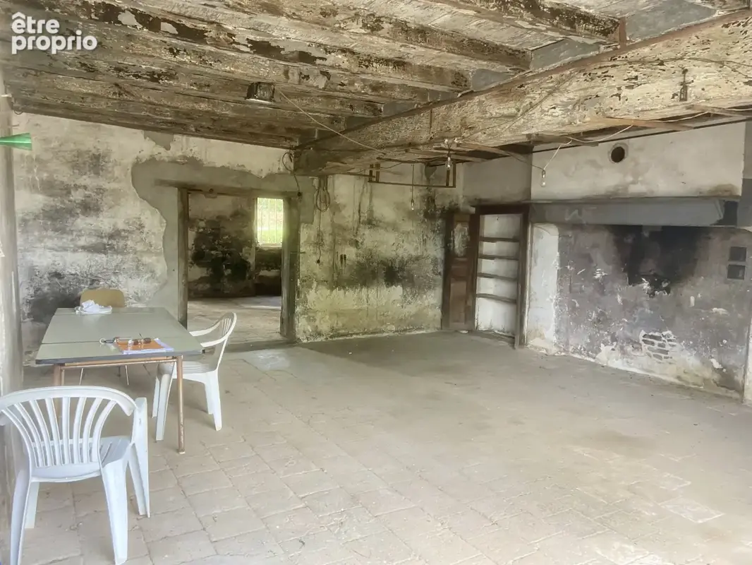 Ancienne maison vigneronne avec son cuvage cave et  dependances - photo 4