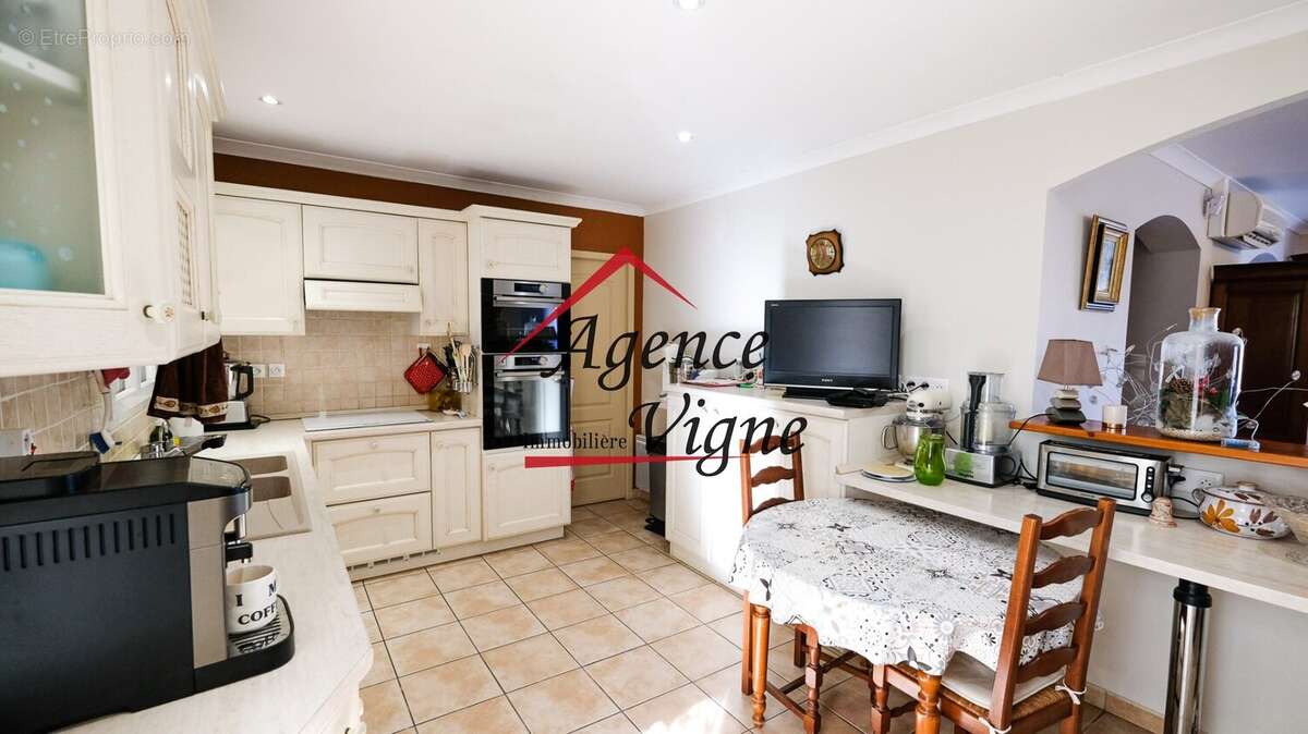 Maison à ROBIAC-ROCHESSADOULE