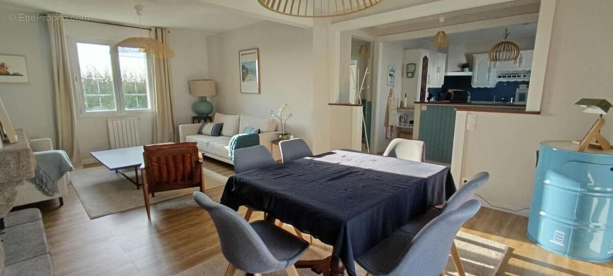 Maison à PLOUGUERNEAU