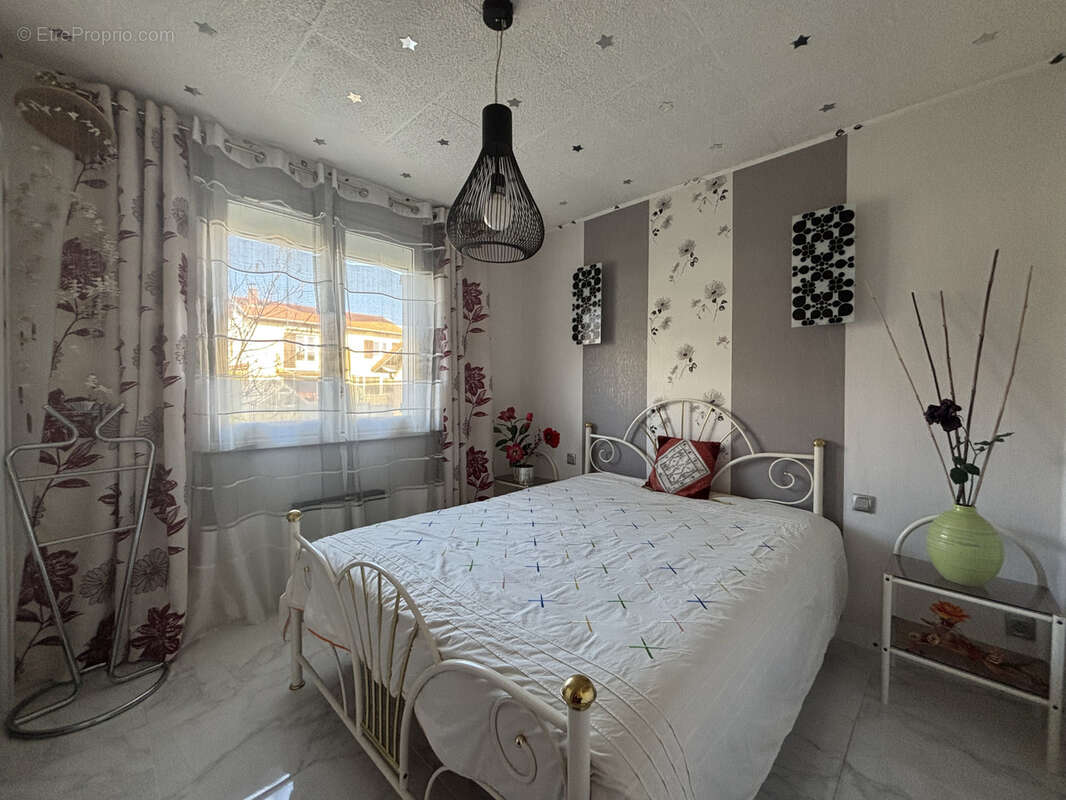 Maison à PONTCHARRA-SUR-TURDINE