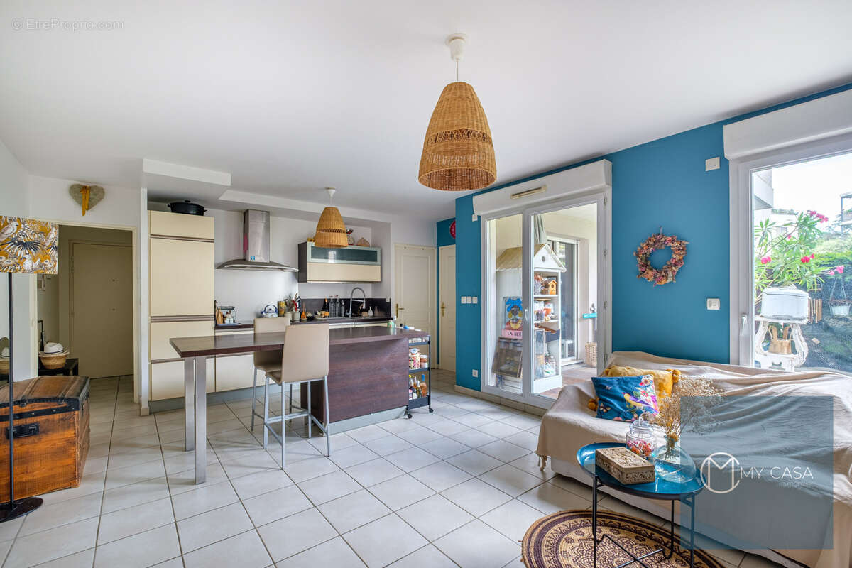 Appartement à TASSIN-LA-DEMI-LUNE