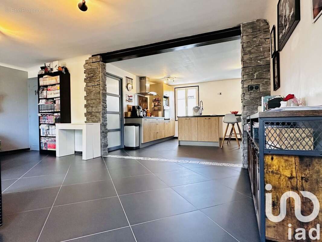 Photo 3 - Maison à SAINT-PRYVE-SAINT-MESMIN