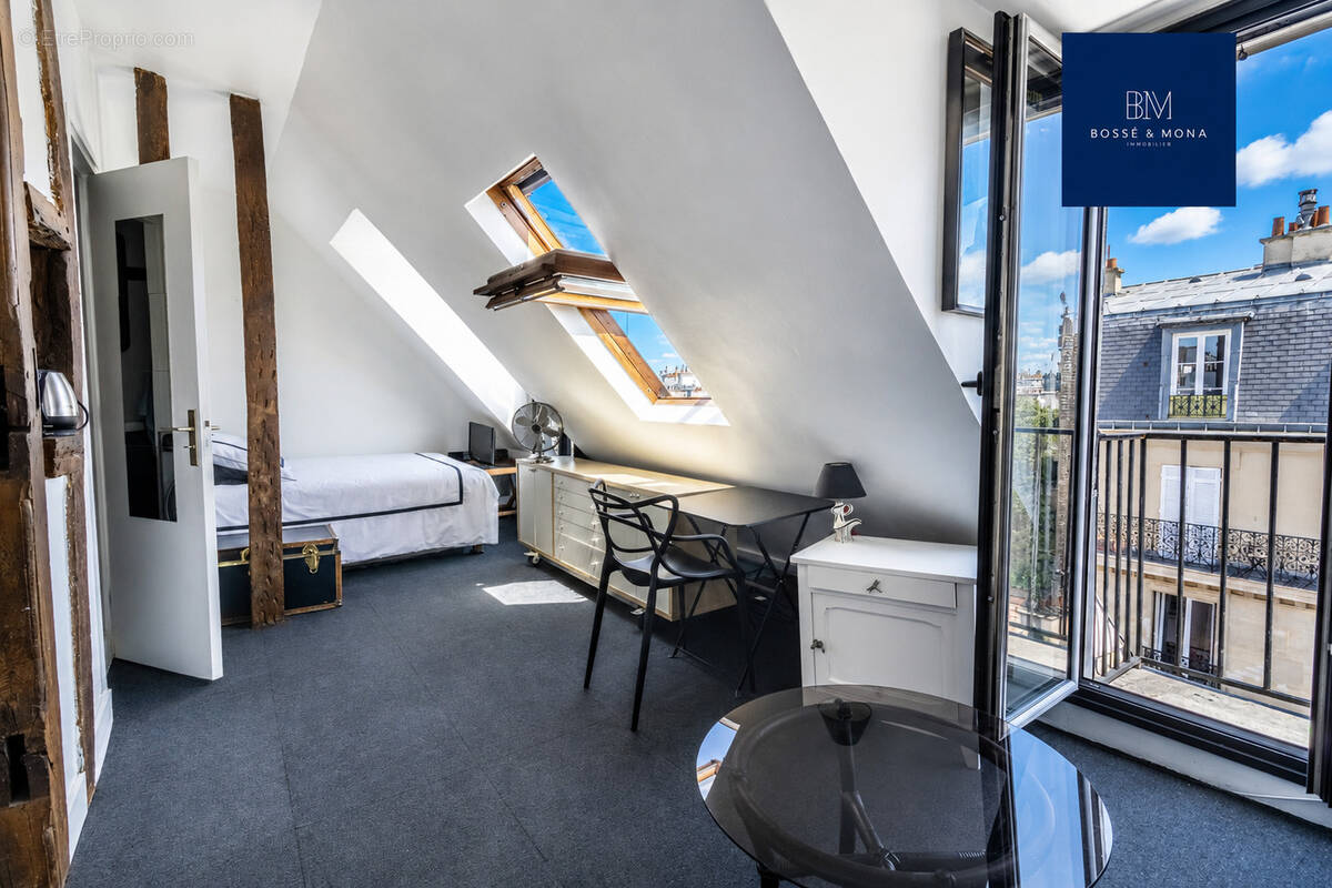 Appartement à PARIS-7E