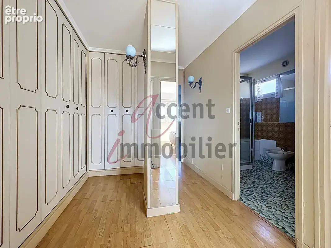 À vendre : spacieux appartement de plus de 124 m² au coeur de cavaillon garage cave exterieur - photo 10