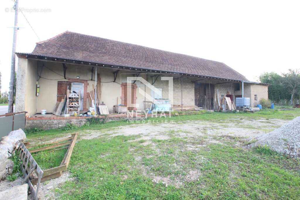 Ferme à restaurer - photo 2
