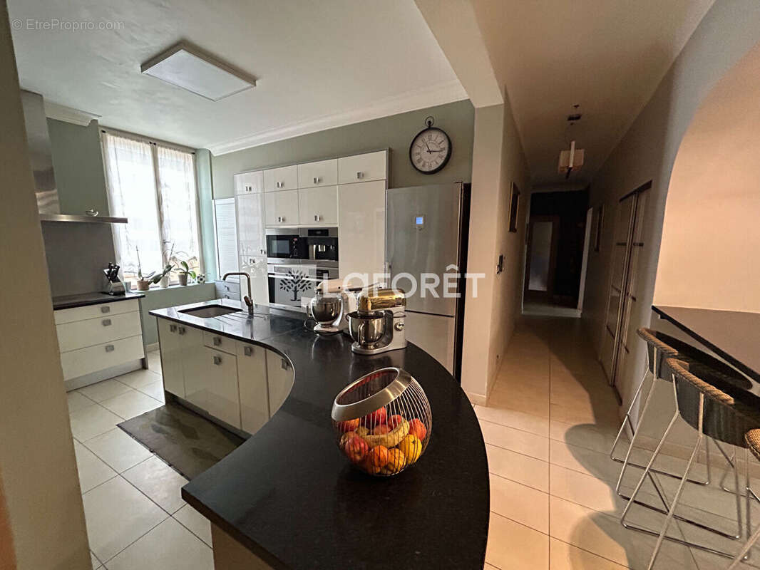 Maison à SAINT-NICOLAS-DE-LA-GRAVE