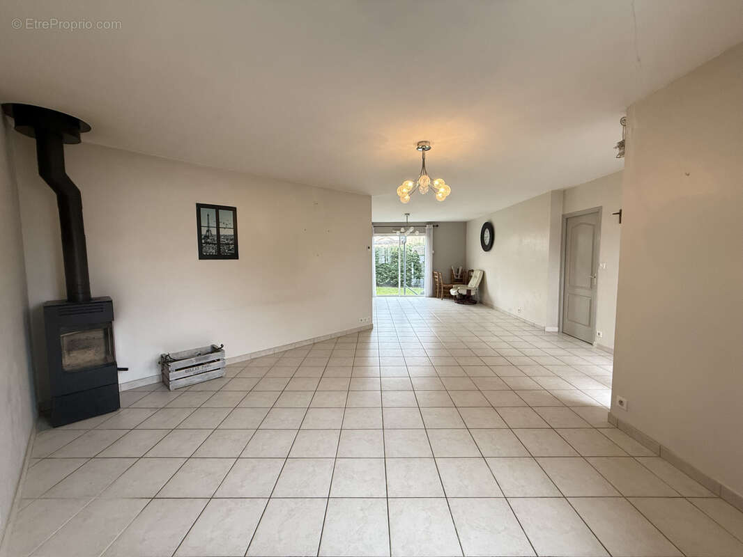 Maison à DOMPIERRE-SUR-YON