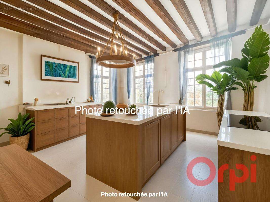 Maison à SAINT-AMAND-MONTROND