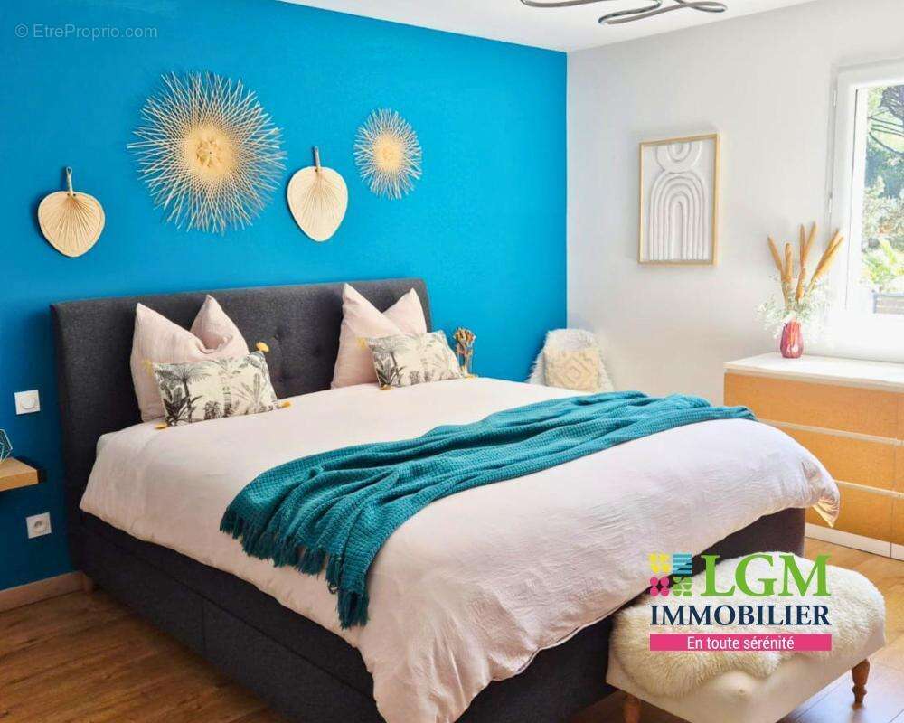 Maison à PLAN-DE-LA-TOUR