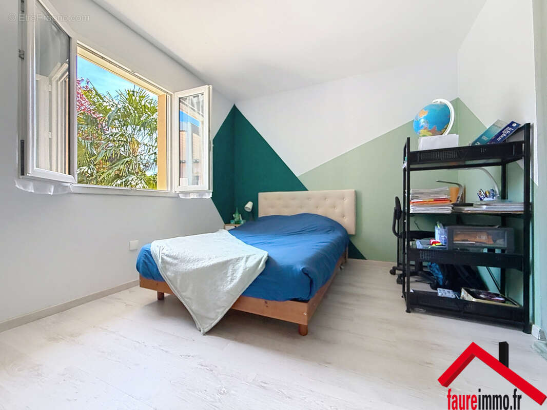 Maison à ORGNAC-SUR-VEZERE