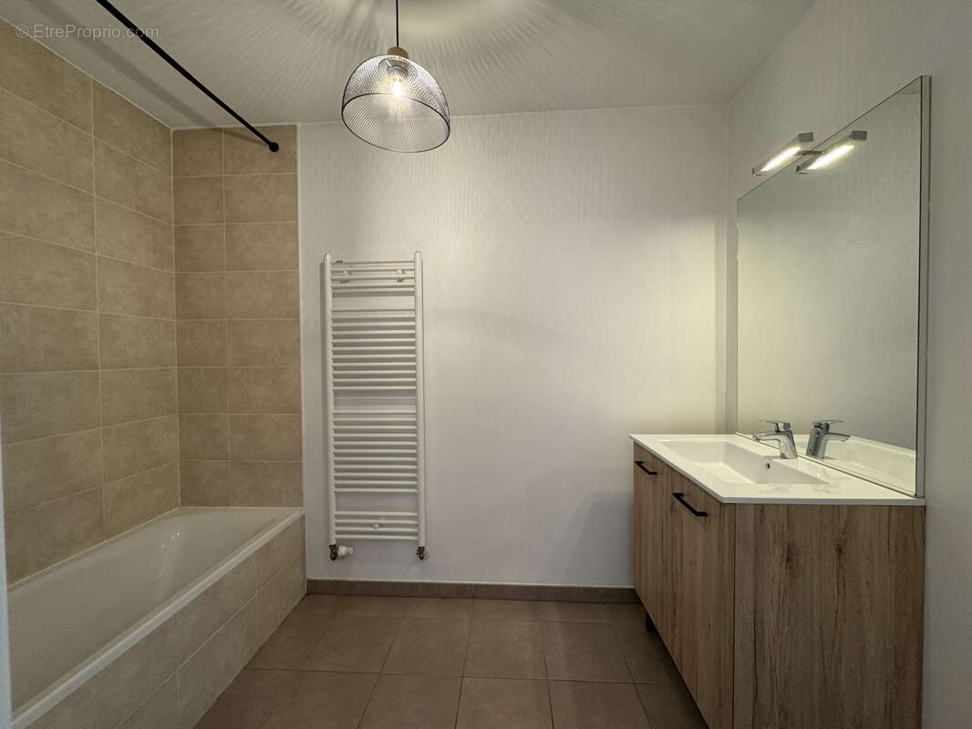 Appartement à MIONS