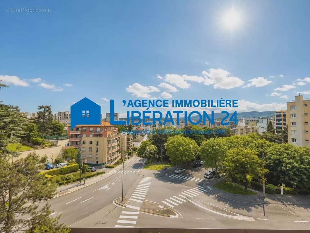 Appartement à SAINT-ETIENNE