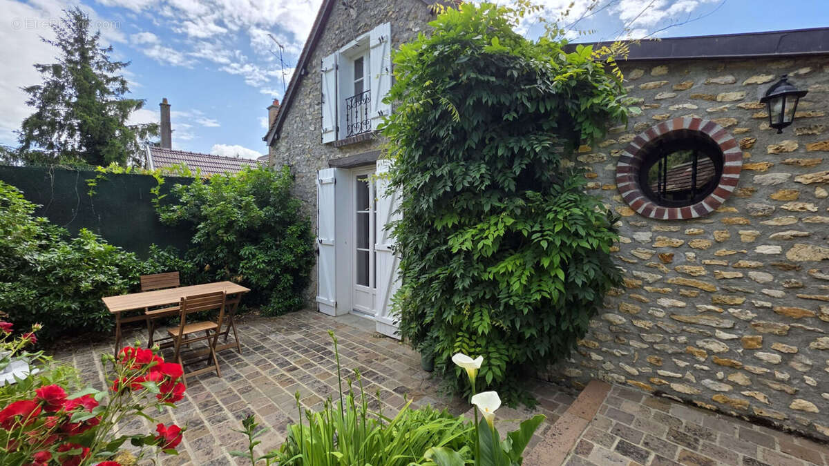 Maison à ABLIS