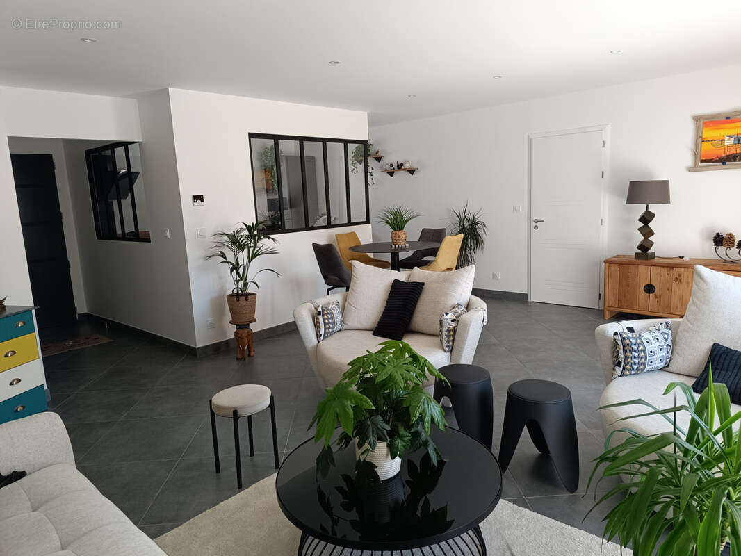 Maison à SAINT-SULPICE-DE-ROYAN