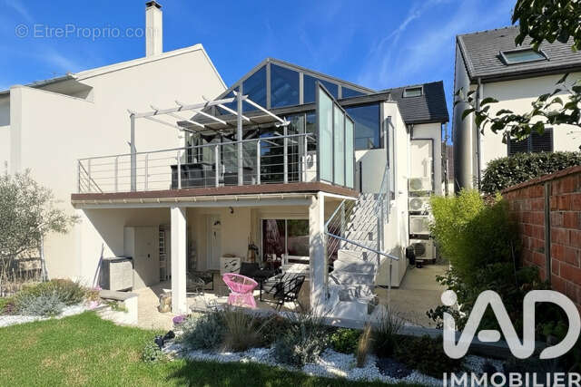 Photo 7 - Maison à VILLENEUVE-LE-ROI