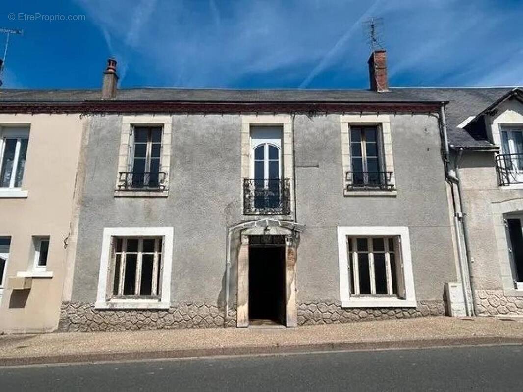 Photo 1 - Maison à POULAINES
