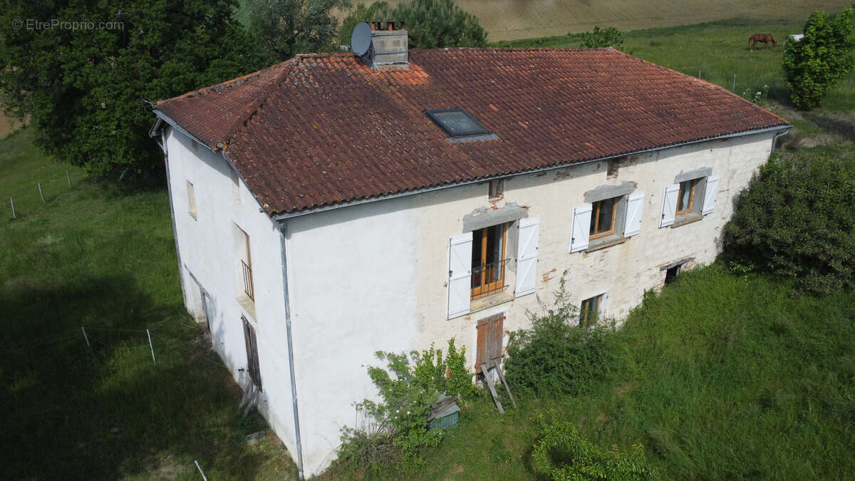 Maison à BOUDOU